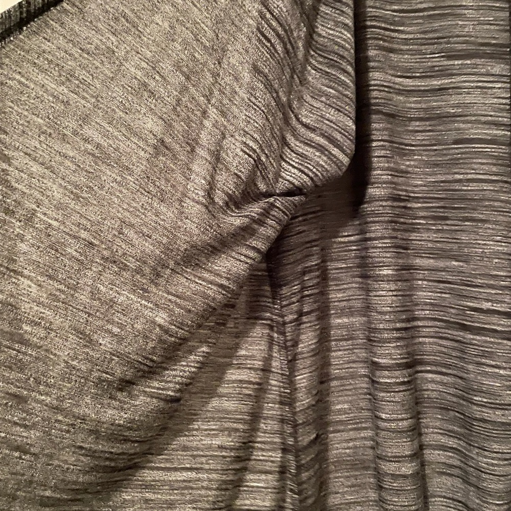 LuLaRoe Sarah Cardigan - Picture 2 of 2